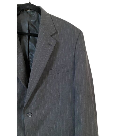 Chaps Mens 2 Piece Gray Pinstriped Suit Sz 46L Jacket 40 x 32 Pleated & Cuffed - Picture 3 of 16